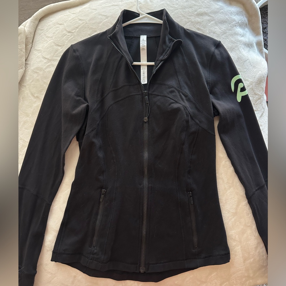 Lululemon Peloton define jacket
